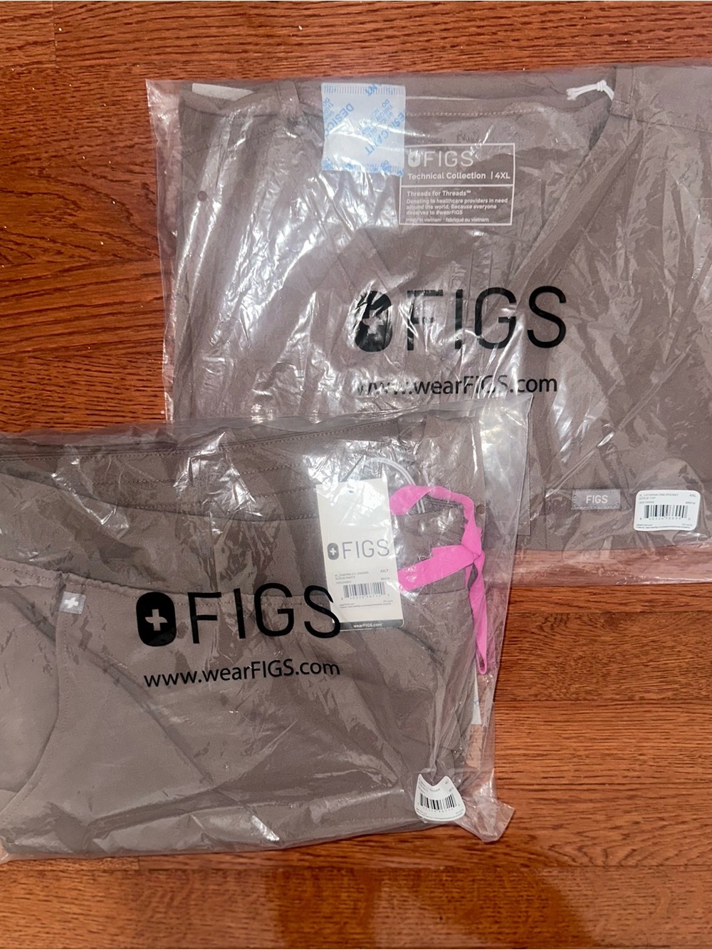 FIGS Neutral Taupe Scrub 2pc SET - BRAND NEW